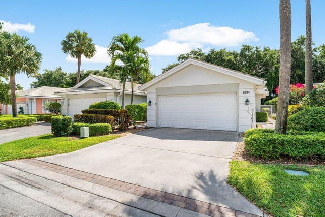8334 Old Forest Road, sold in Garden Oaks South, Palm Beach Gardens, FL
