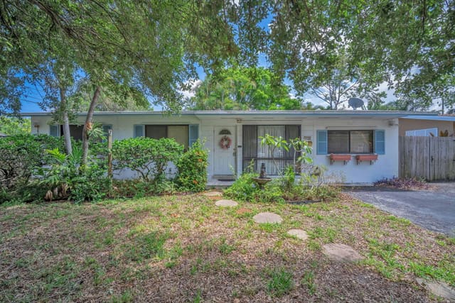 730 NE 23rd Place, sold in Pompano Golf Estates, Pompano Beach, FL