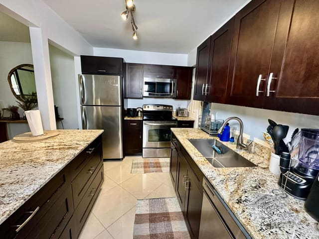 7200 NW 2nd Avenue 118, Boca Raton, FL 33487