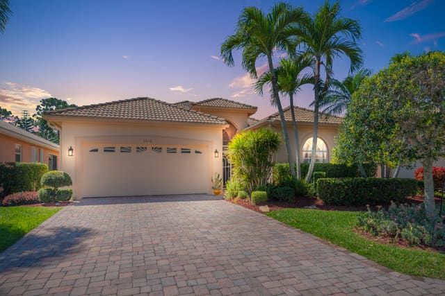 1610 SE Shelburnie Way, Port St. Lucie, FL 34952