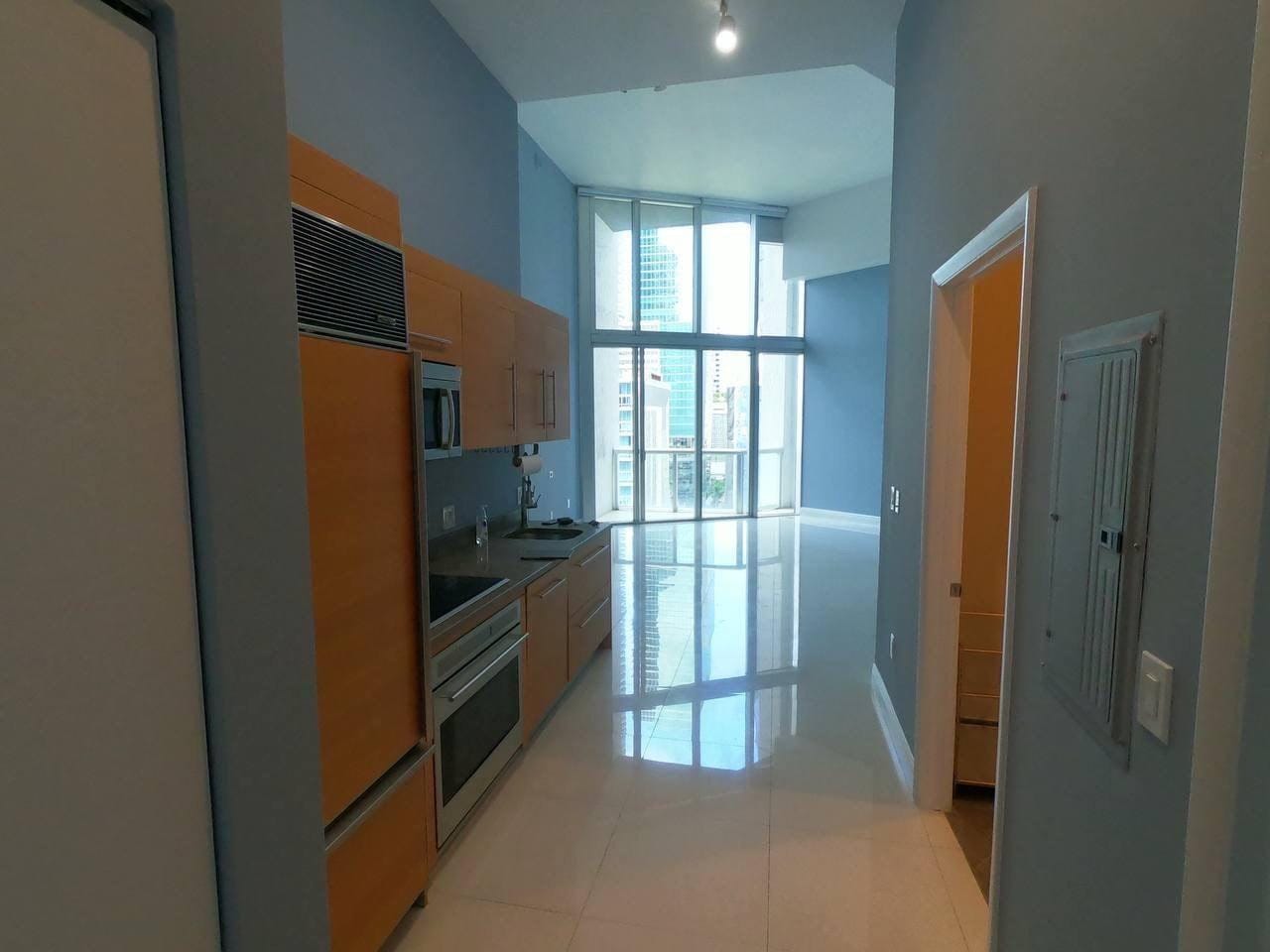 475 Brickell Avenue 1408, Miami, FL 33131 photo 4