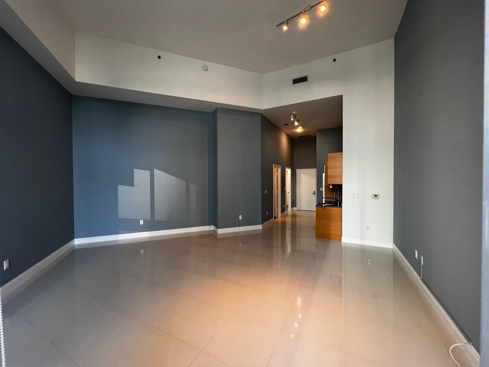 475 Brickell Avenue 1408, Miami, FL 33131 photo 8