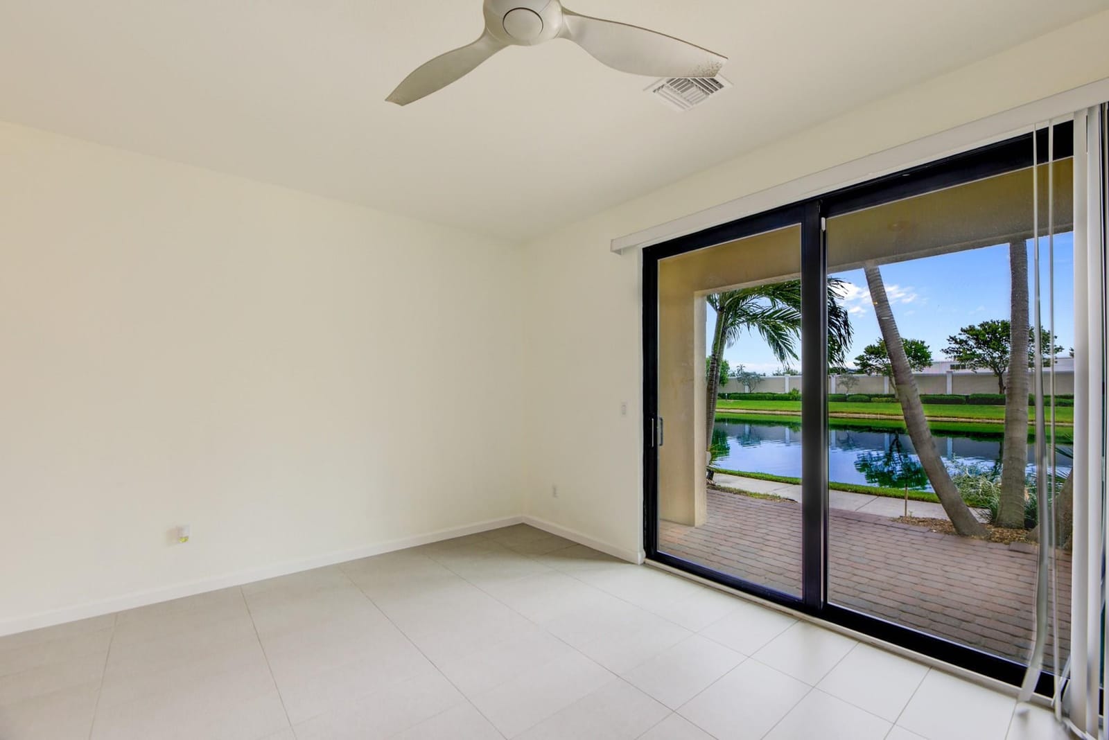 4220 N Dixie Highway 75, Oakland Park, FL 33334 photo 14
