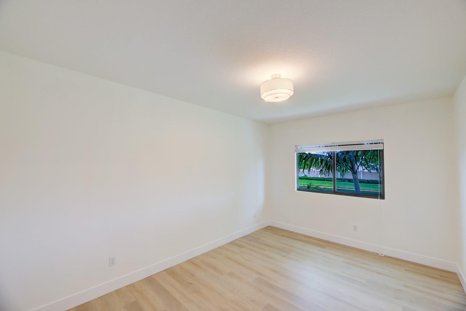 4220 N Dixie Highway 75, Oakland Park, FL 33334 photo 17