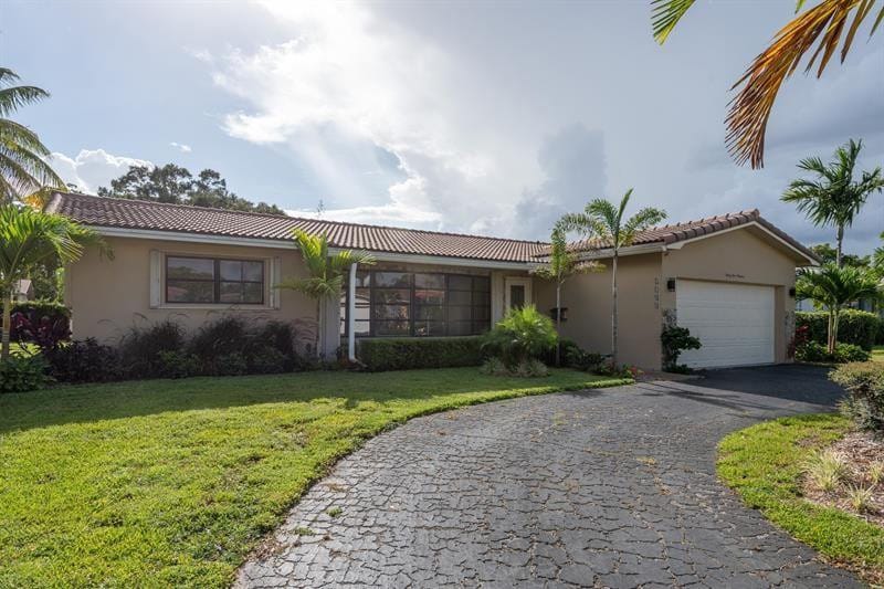 3900 N 51st Avenue, Hollywood, FL 33021 photo 1