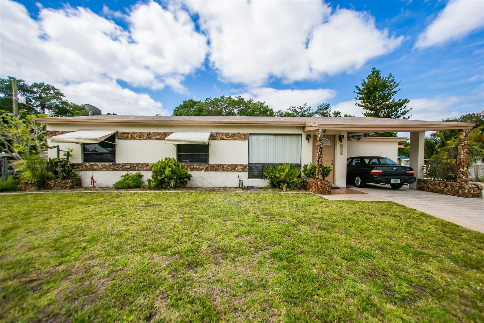 4400 SW 24th Street, Fort Lauderdale, FL 33317