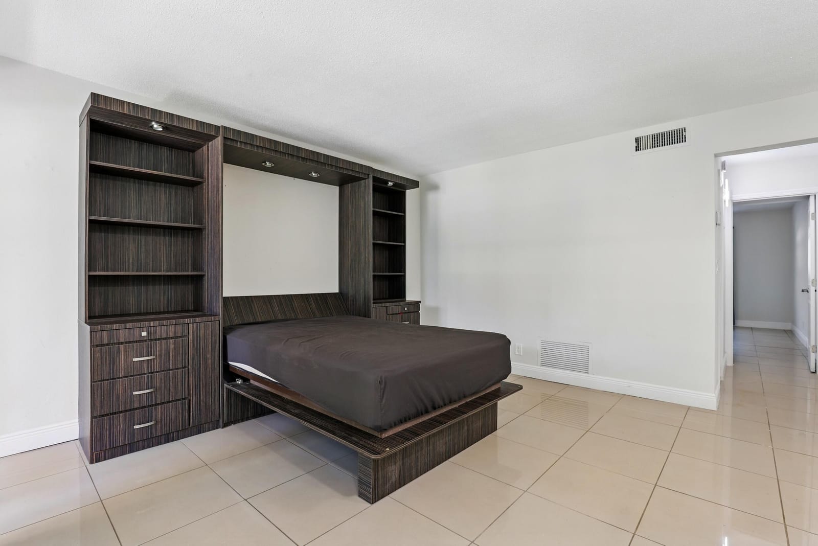 1439 S Ocean Boulevard 102, Lauderdale-By-The-Sea, FL 33062 photo 15