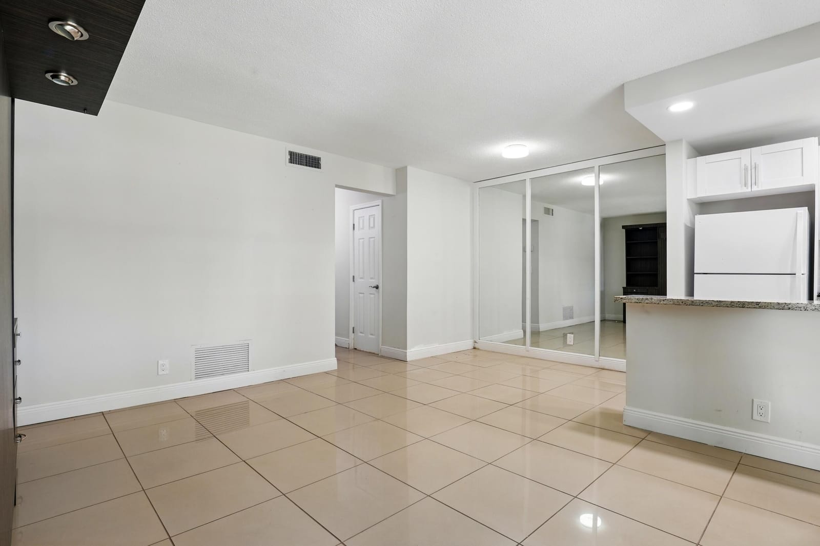 1439 S Ocean Boulevard 102 — photo 10