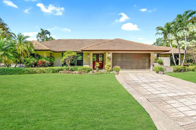 12 Bannock Road, Palm Beach Gardens, FL 33418