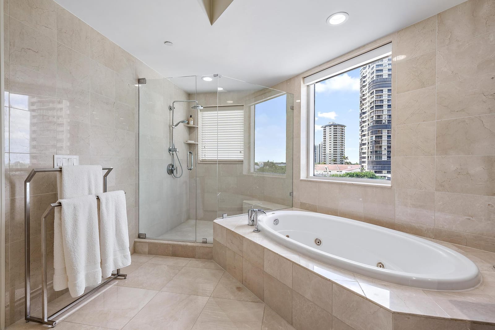 4600 N Ocean Drive 403, Singer Island, FL 33404 photo 14