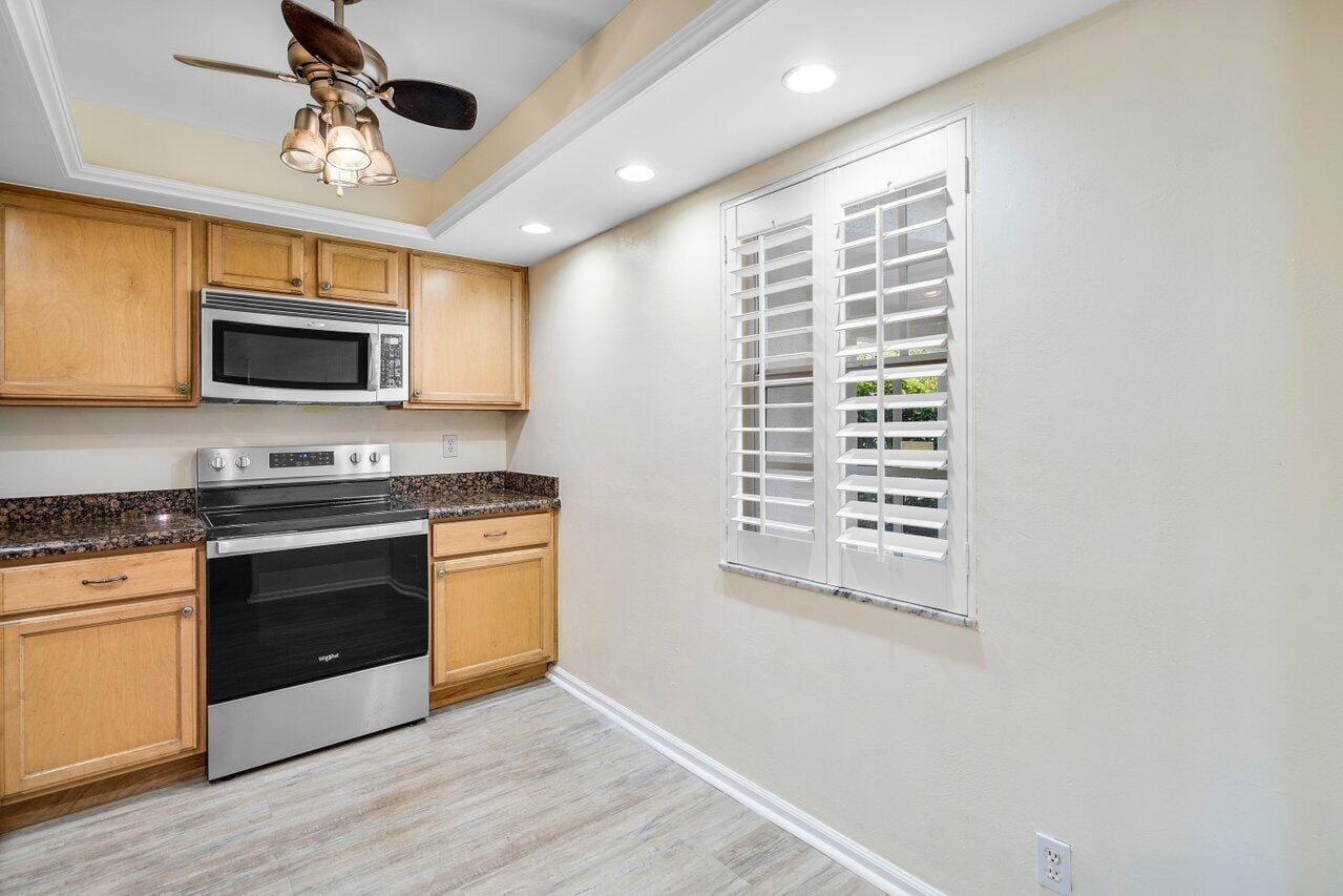 1025 Sugar Sands Boulevard 162, Singer Island, FL 33404 photo 11