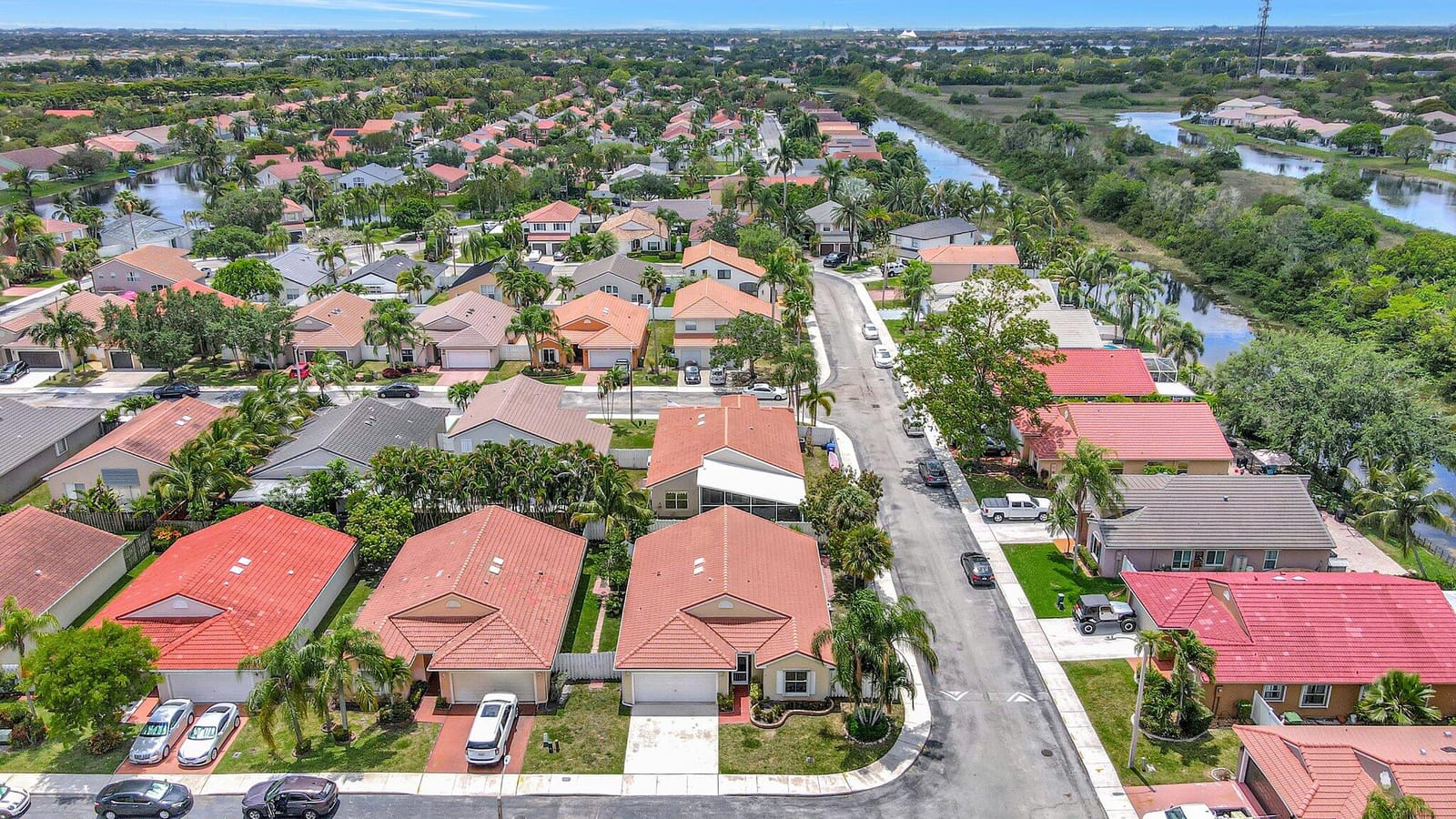 16590 NW 9th Street, Pembroke Pines, FL 33028 photo 3