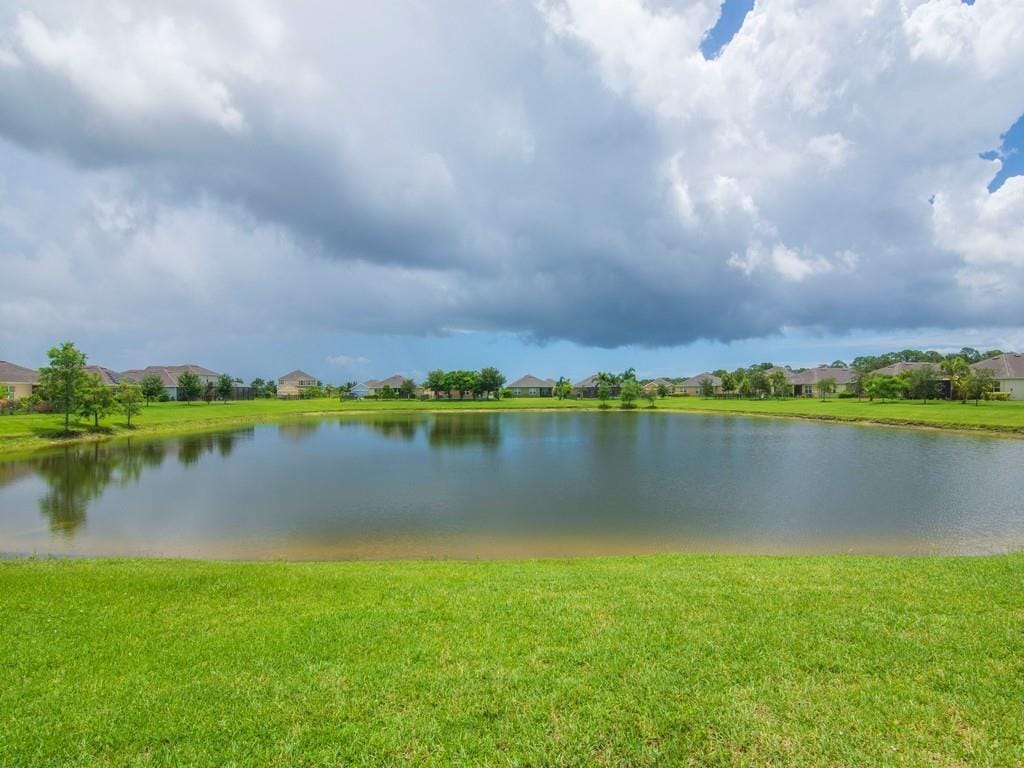 2172 Harwick Circle SW — photo 10
