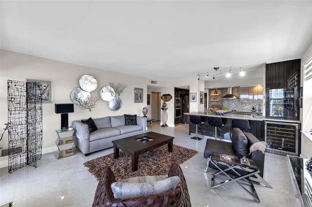3200 NE 36th Street 516, Fort Lauderdale, FL 33308