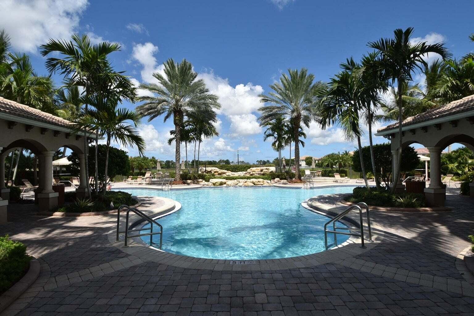 8679 Cobblestone Point Circle, Boynton Beach, FL 33472 photo 28