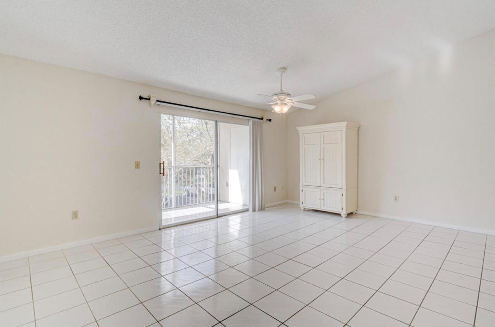 811 SE 4th Avenue 205C — photo 2