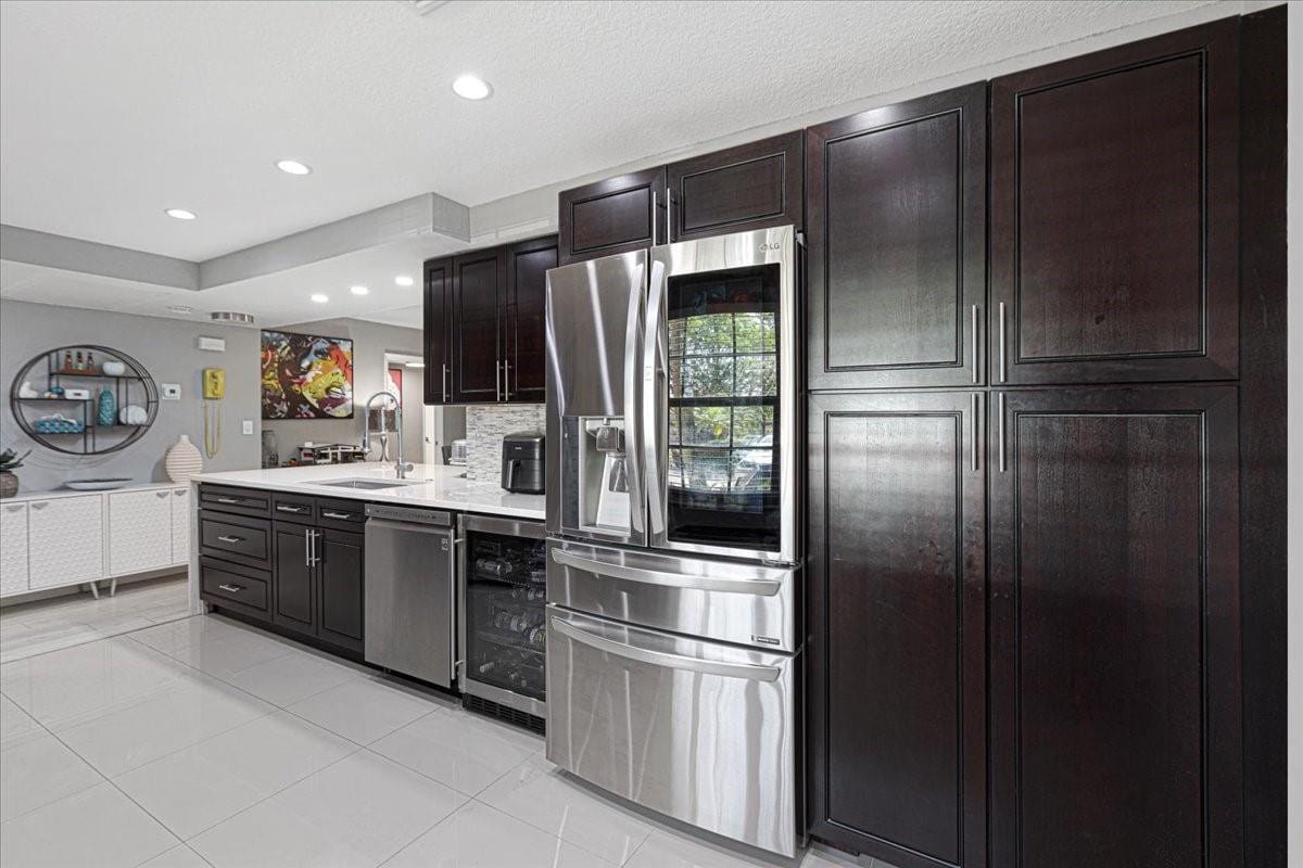 4261 W Palm Aire Drive 107 — photo 8