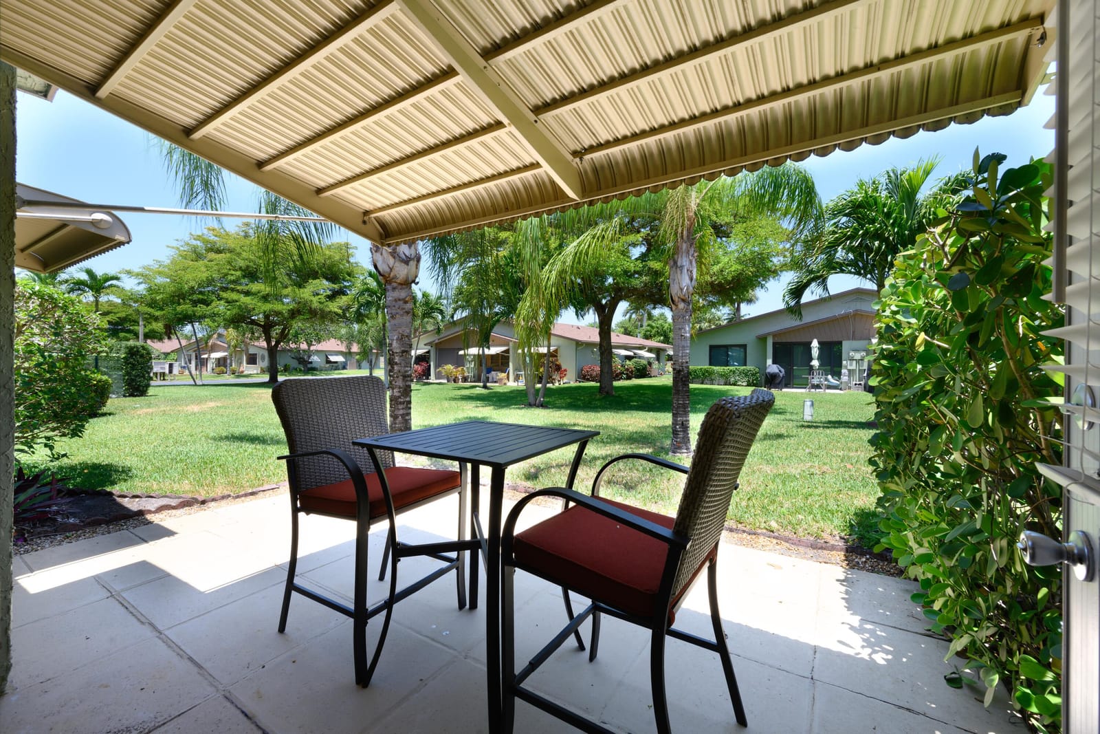 1731 Palmland Drive — photo 9