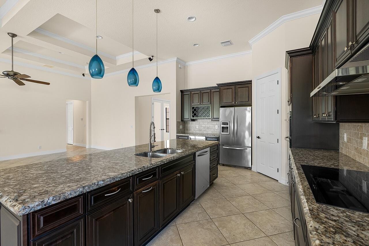 4909 SW Gossamer Circle, Palm City, FL 34990 photo 8