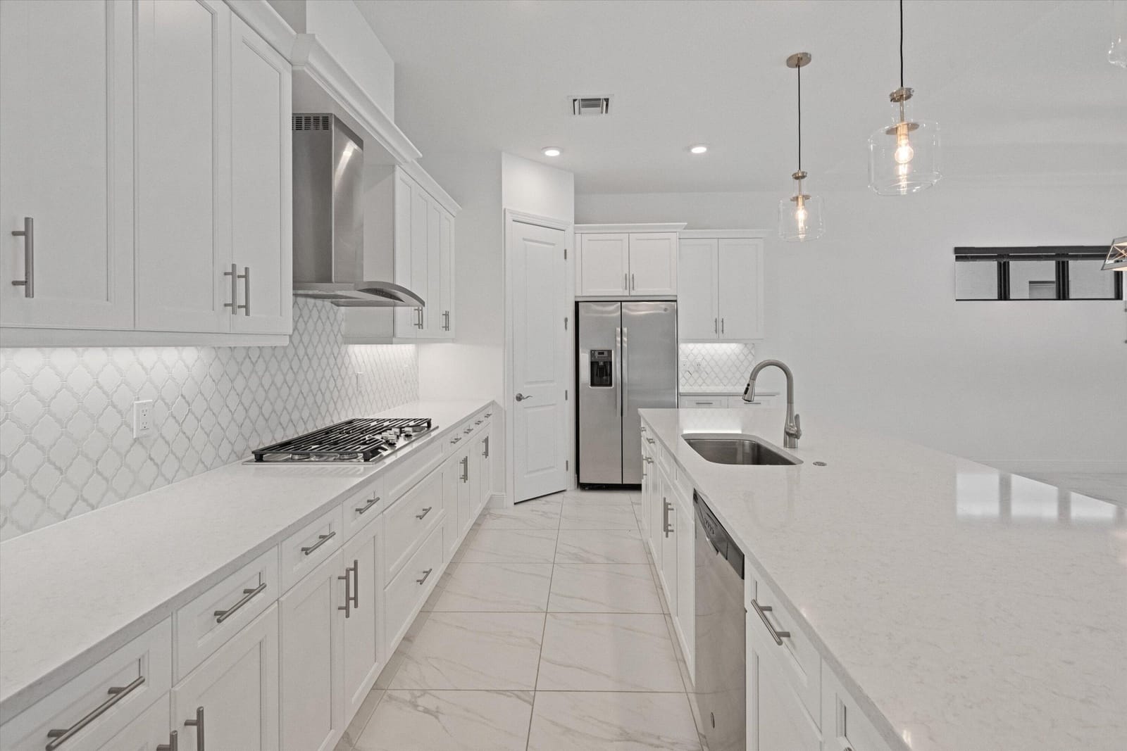 5676 Saint Armands Way — photo 10