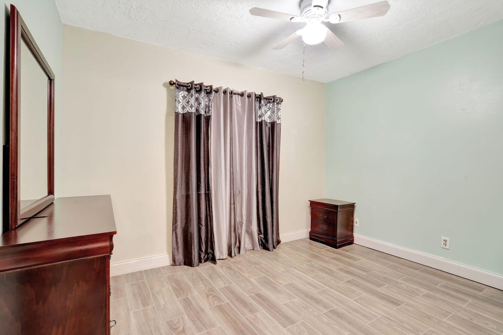 2801 Somerset Drive 112 — photo 7