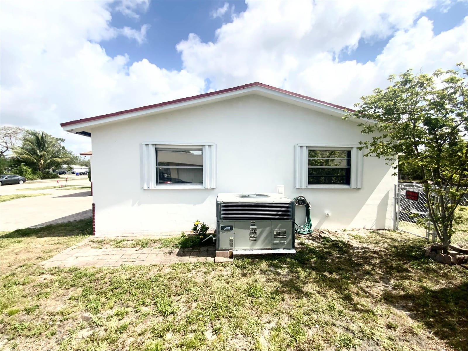 1104 Pinehurst, North Lauderdale, FL 33068 photo 3