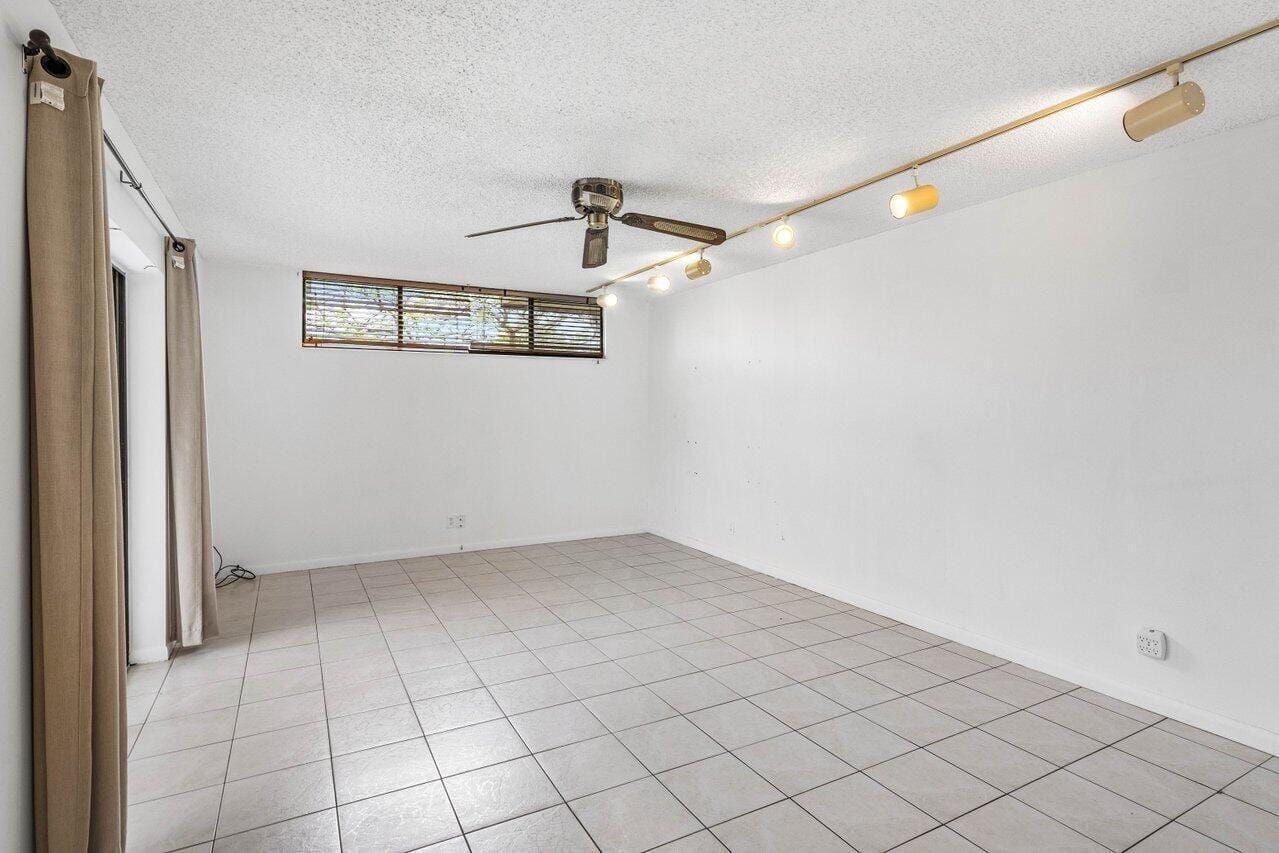 8352 Trent Court #B, Boca Raton, FL 33433 photo 8
