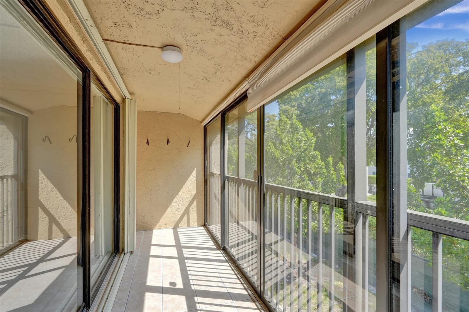 180 SE 7th Street 208, Deerfield Beach, FL 33441