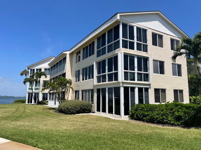 2370 NE Ocean Boulevard C201, sold in Ocean View Condo, Stuart, FL