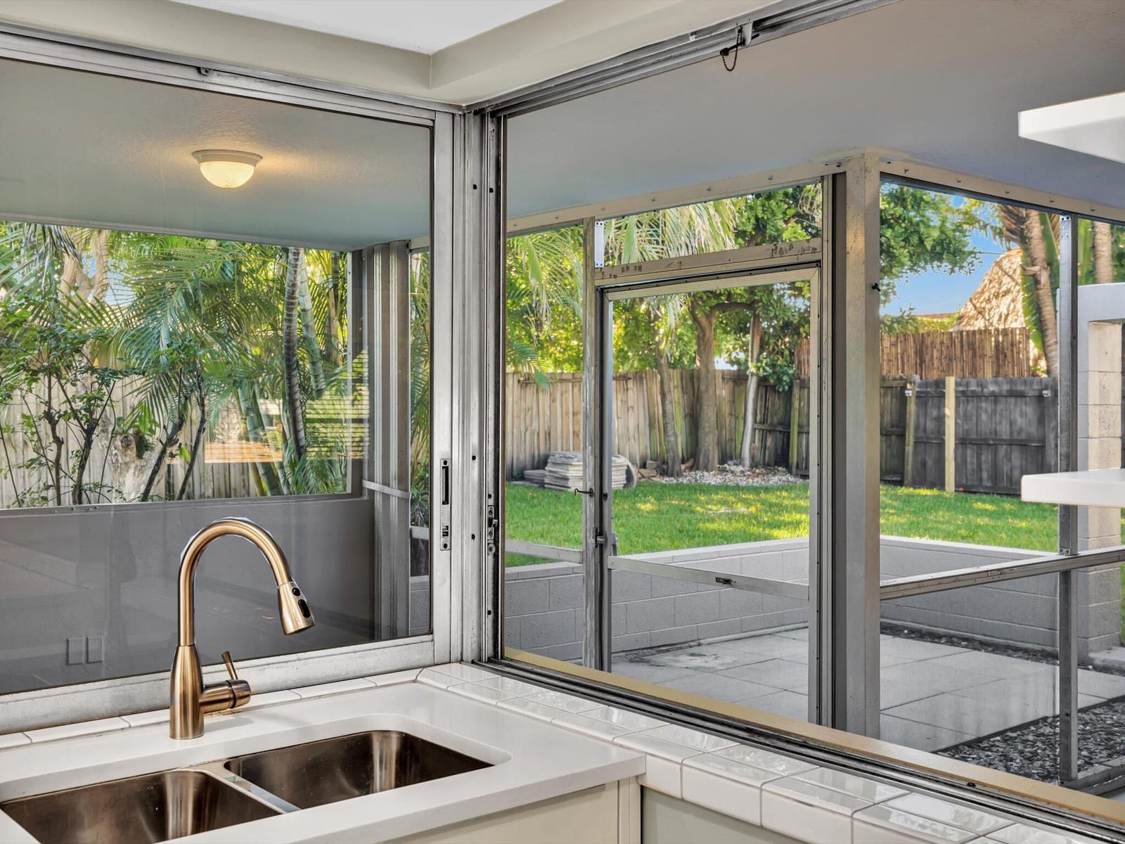 2710 SW 6th Street SW, Boynton Beach, FL 33435 photo 14
