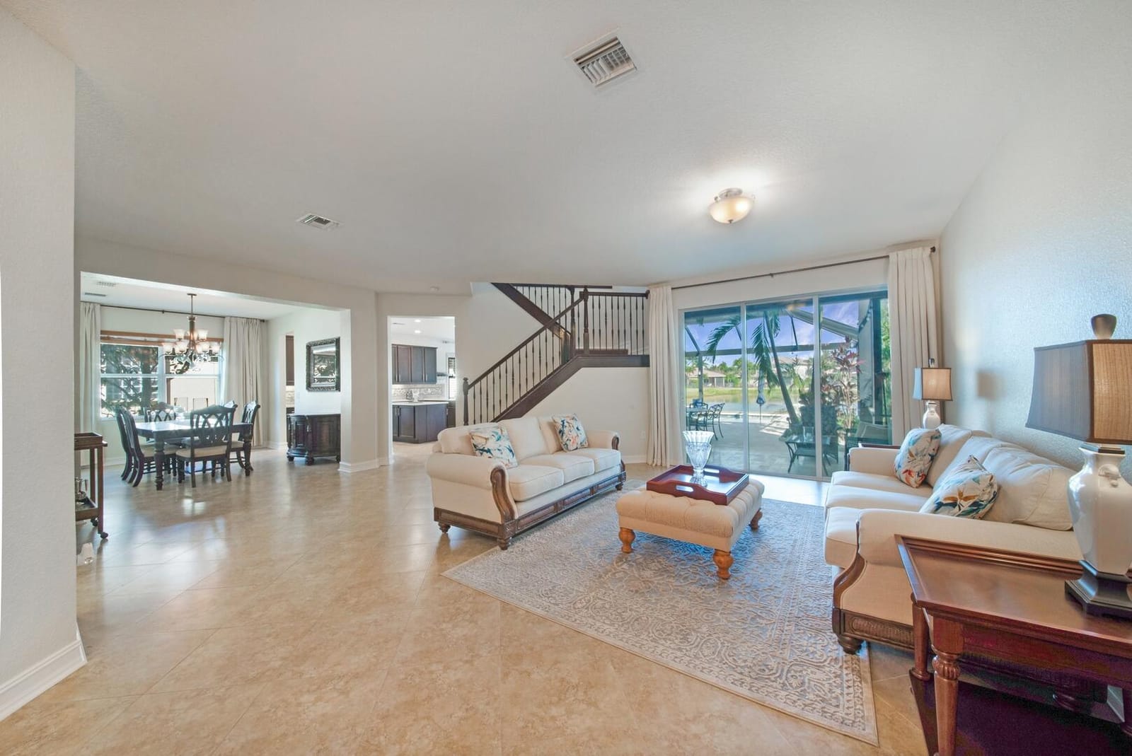 8472 Serena Creek Avenue — photo 8