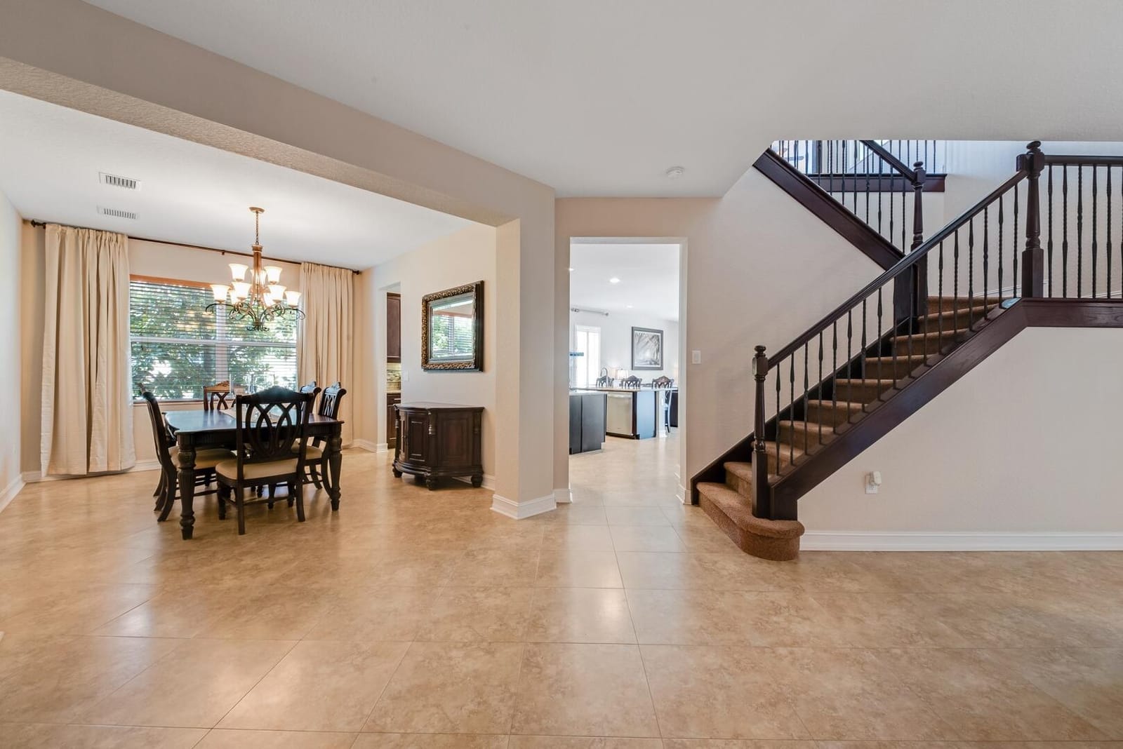 8472 Serena Creek Avenue — photo 10