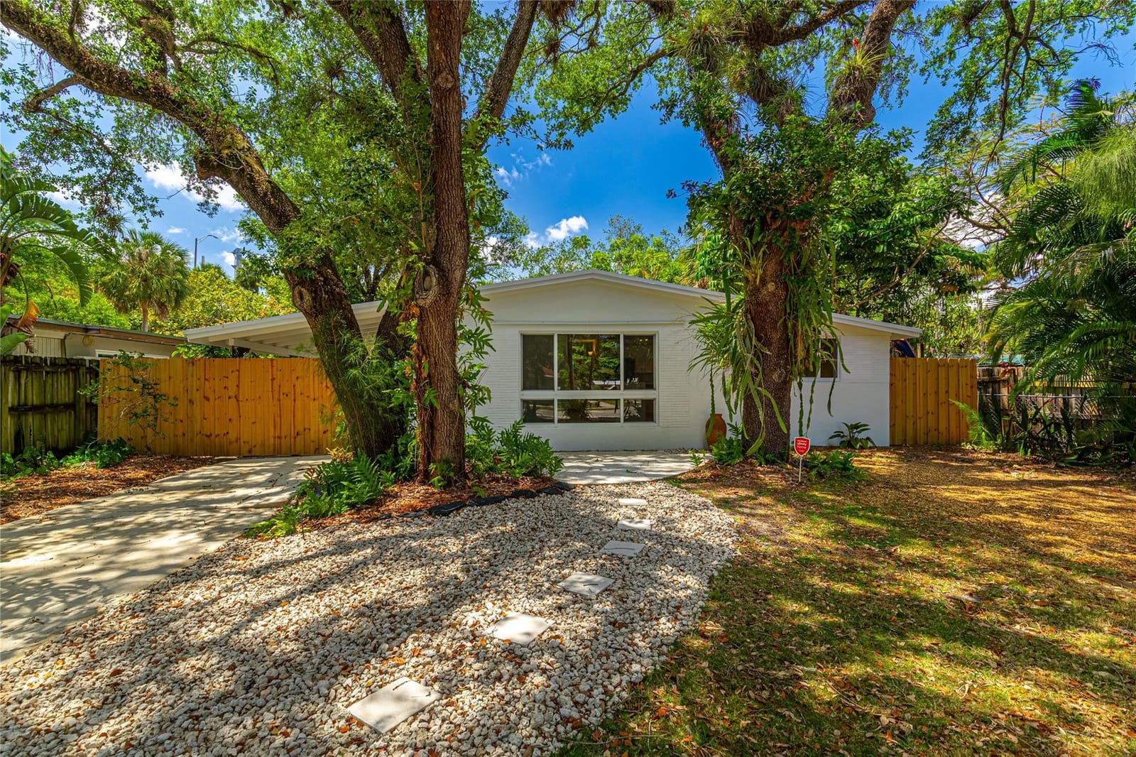 1601 SW 20th Avenue, Fort Lauderdale, FL 33312