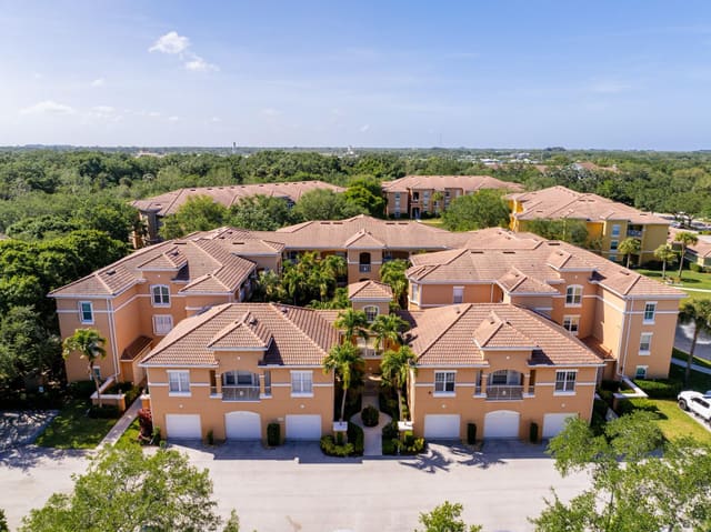 5020 Fairways Circle J107, sold in Fairways At Grand Harbor, Vero Beach, FL