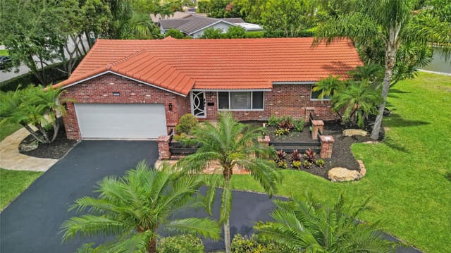 10350 NW 42nd Drive, sold in Deer Run Springs, Coral Springs, FL