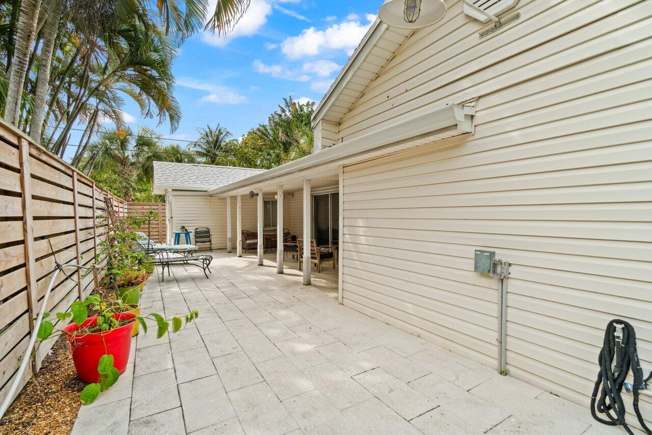 321 N Lakeside Drive, Lake Worth Beach, FL 33460 photo 28