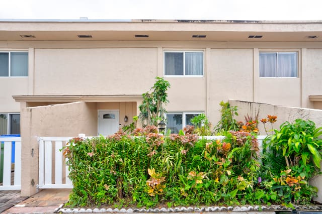 1455 NW 80th Avenue D, Margate, FL 33063