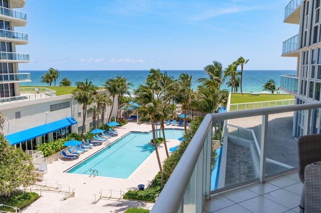 6001 N Ocean Drive 402, Hollywood, FL 33019
