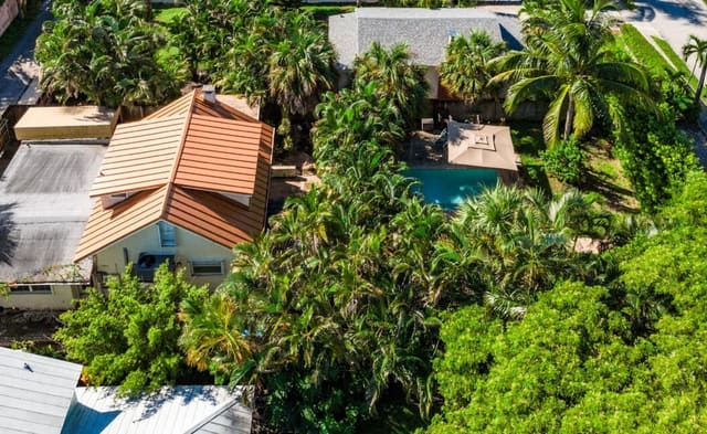 341 NE 7th Avenue, sold in Highland Park Delray, Delray Beach, FL