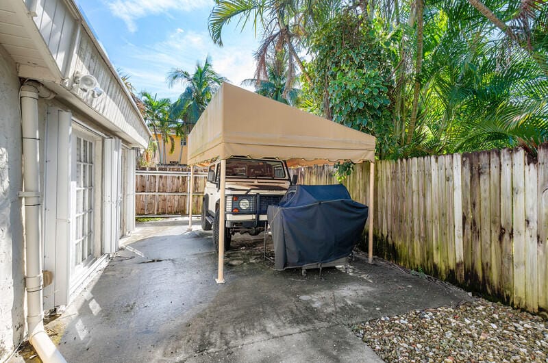341 NE 7th Avenue, Delray Beach, FL 33483 photo 13