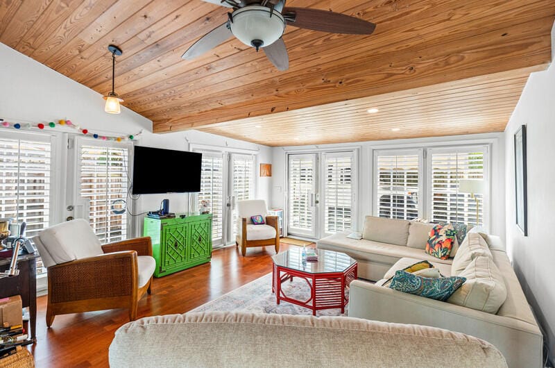 341 NE 7th Avenue, Delray Beach, FL 33483 photo 24