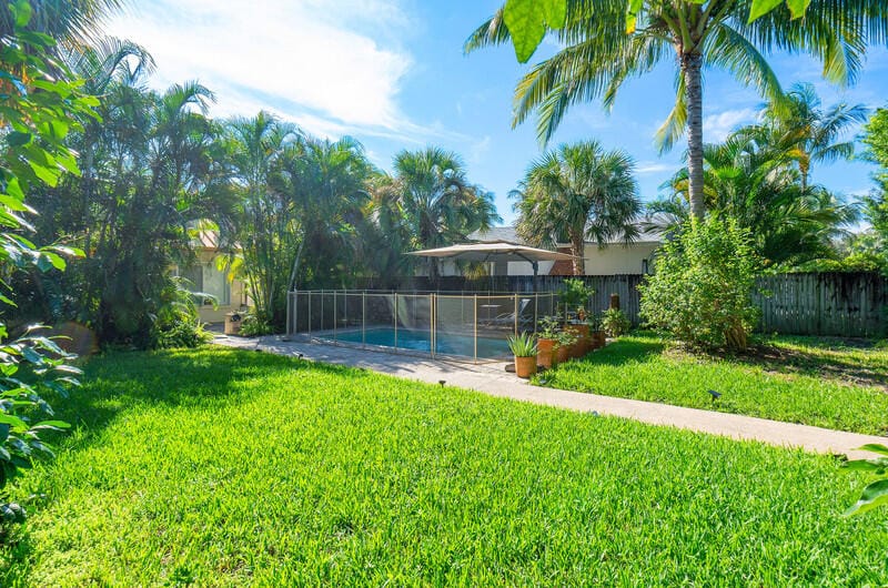 341 NE 7th Avenue, Delray Beach, FL 33483 photo 9