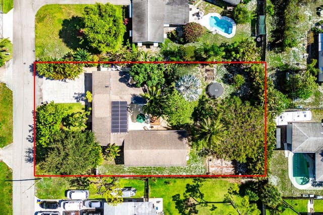 3064 Rostan Lane, sold in Lakewood Gardens 1, Palm Springs, FL