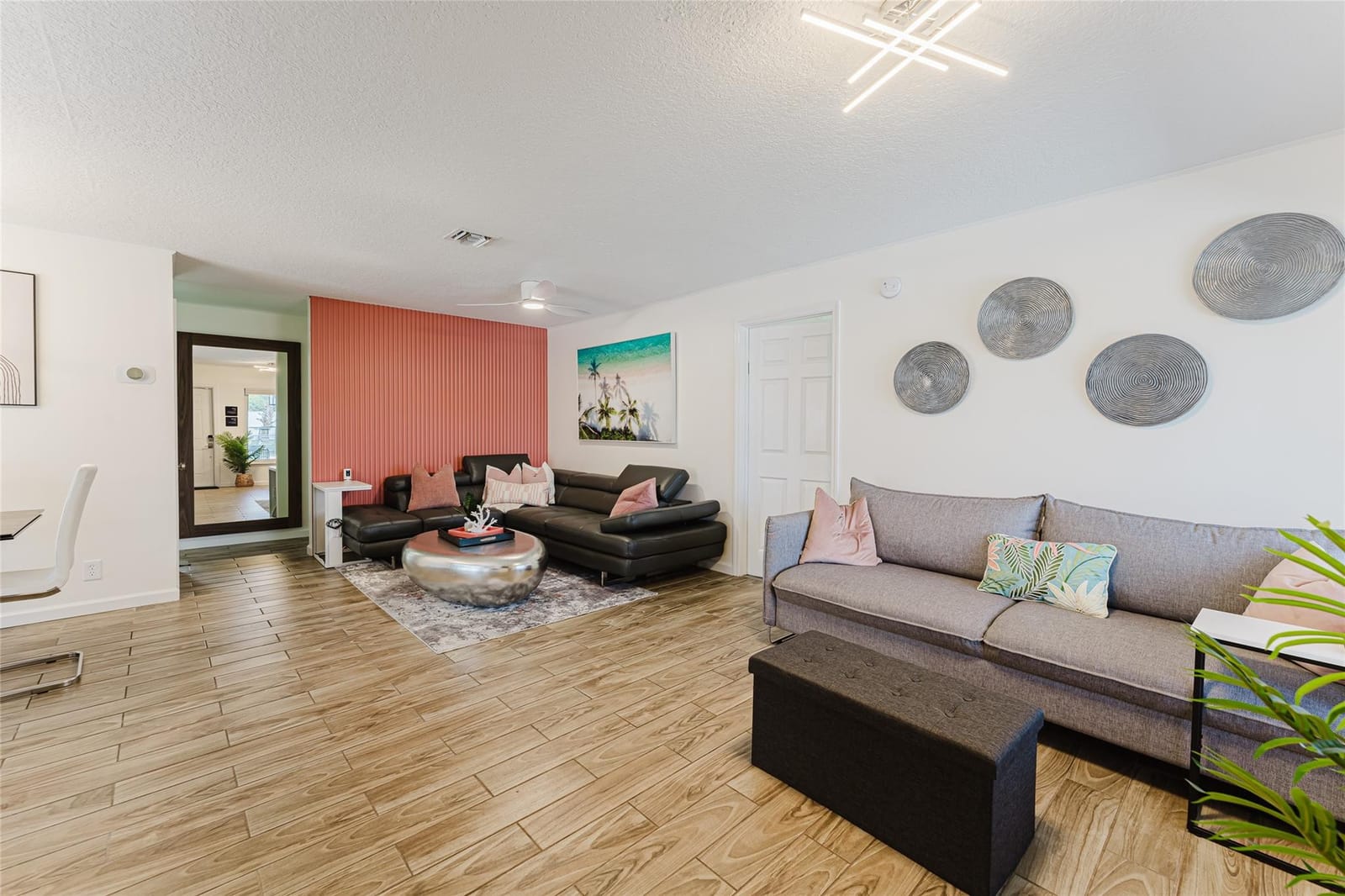 1041 SW 4th Avenue, Delray Beach, FL 33444 photo 2