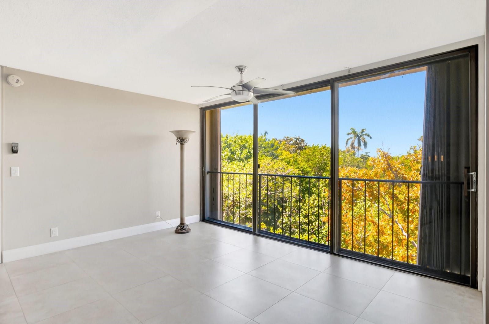 501 SW 11th Place 403 — photo 10