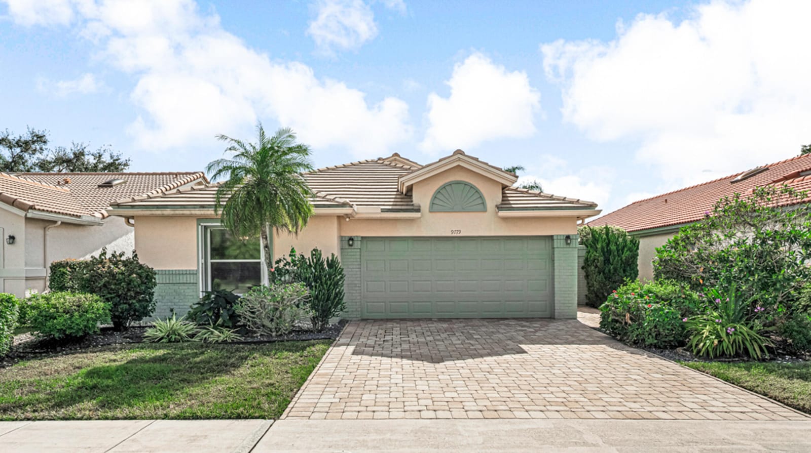 9779 Harbour Lake Circle, Boynton Beach, FL 33437