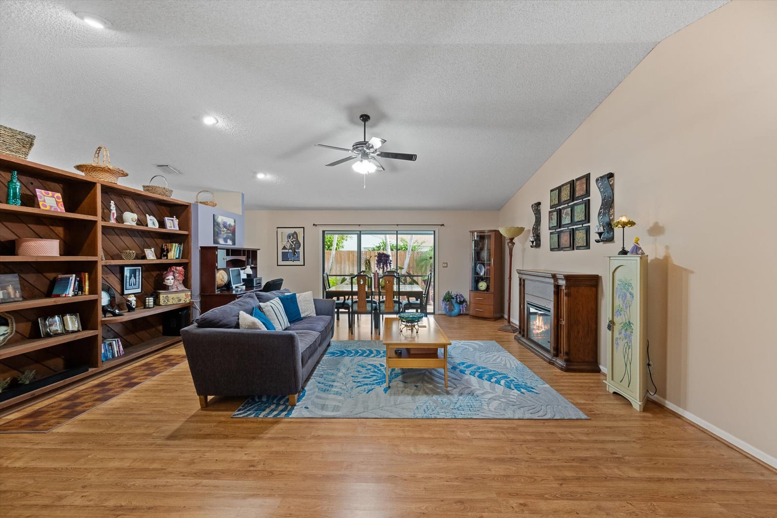 141 Roycourt Circle, Royal Palm Beach, FL 33411 photo 13