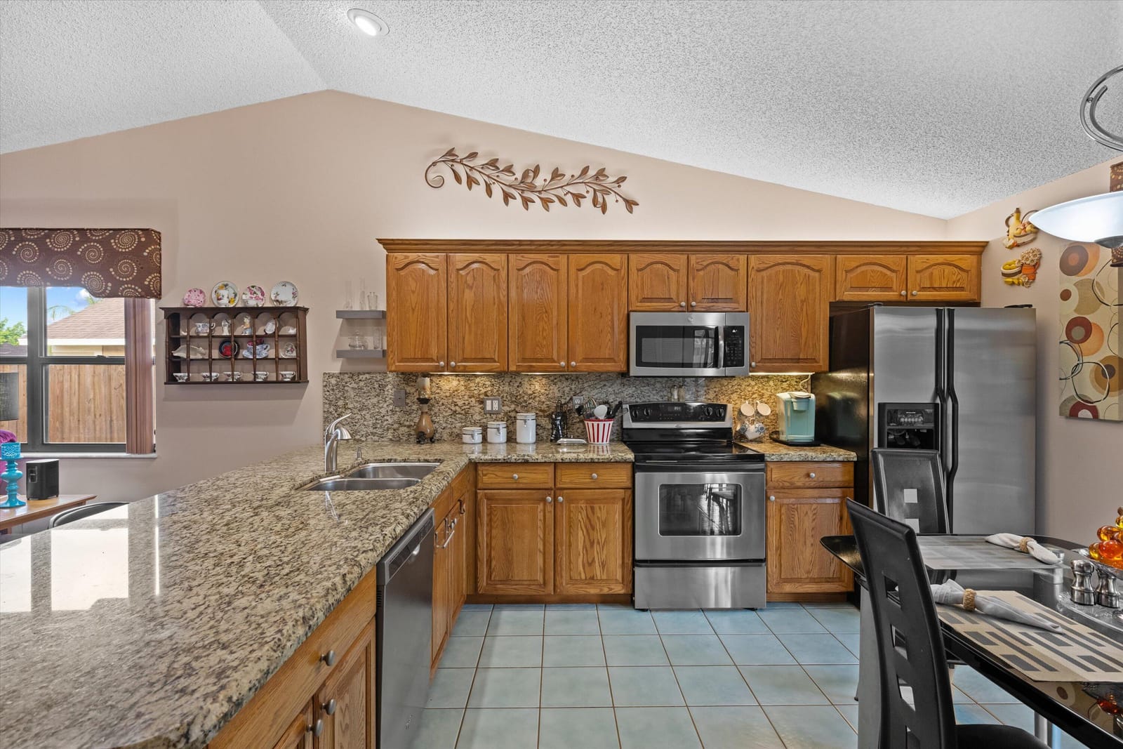 141 Roycourt Circle, Royal Palm Beach, FL 33411 photo 17