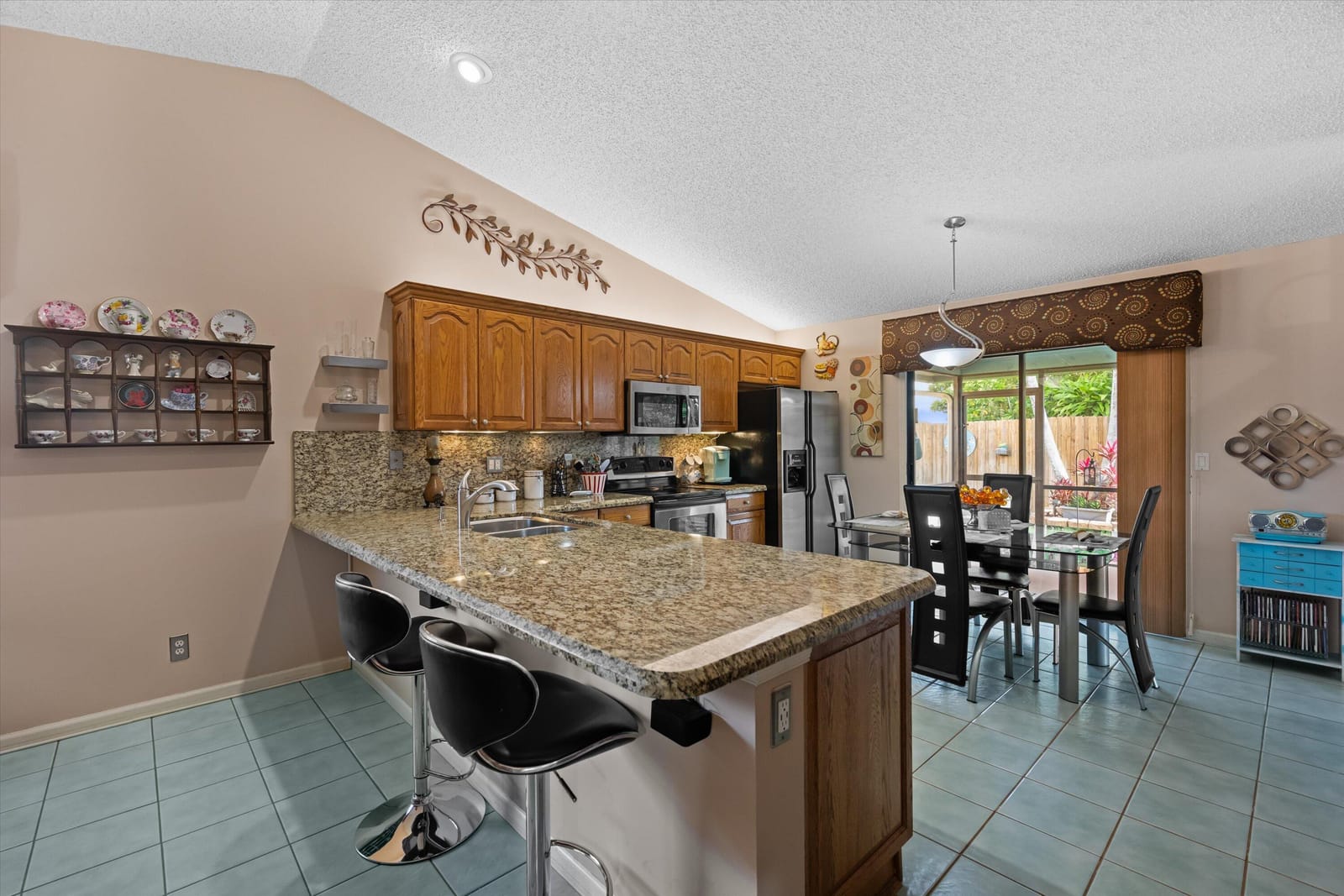141 Roycourt Circle, Royal Palm Beach, FL 33411 photo 3