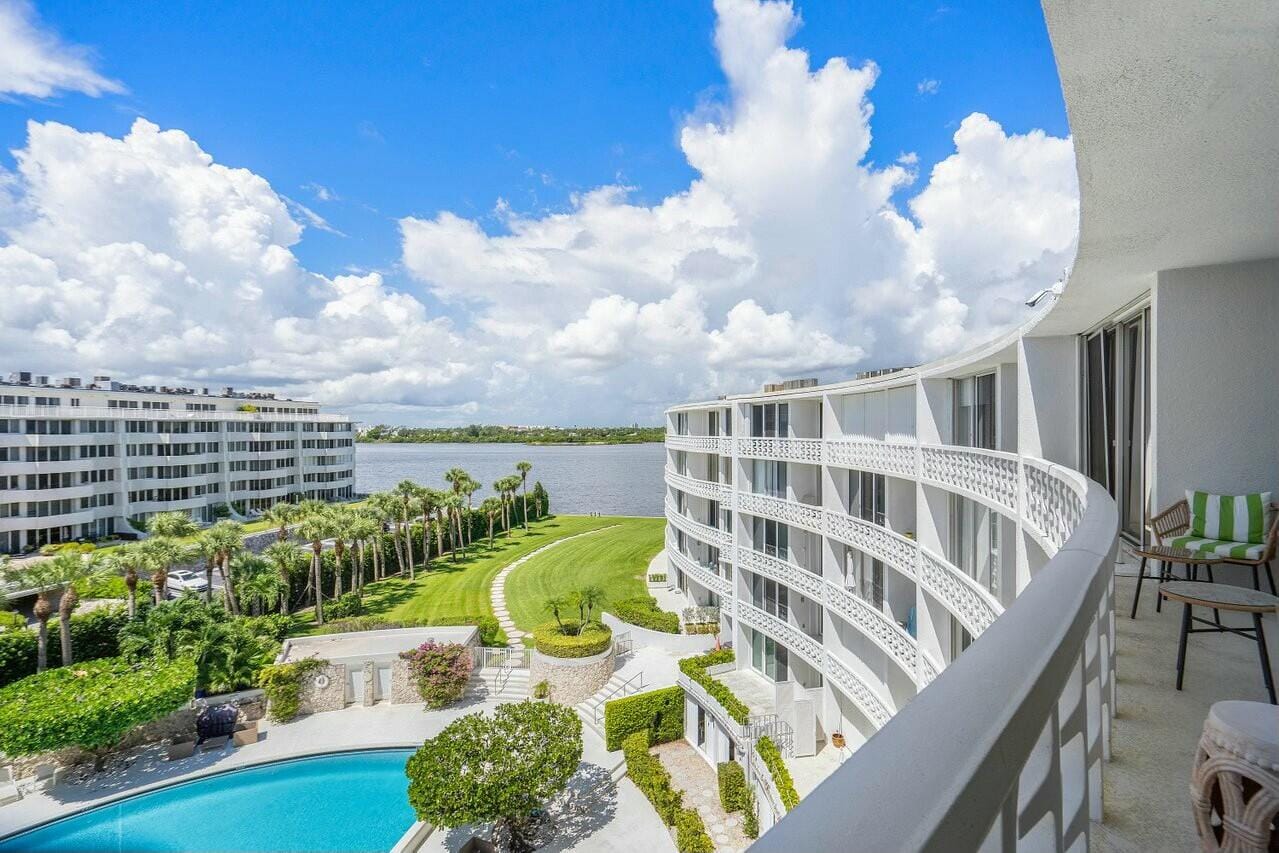 2760 S Ocean Boulevard 514, Palm Beach, FL 33480 photo 3